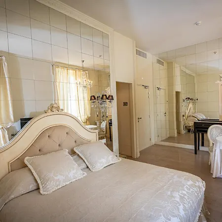 Boutique Giulia Hotel Valmadrera