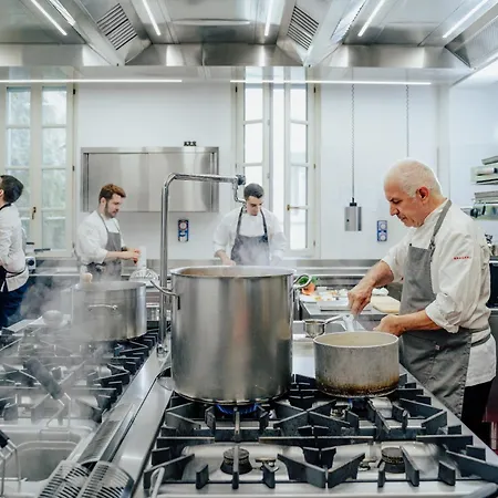 Boutique Giulia ホテル 3*